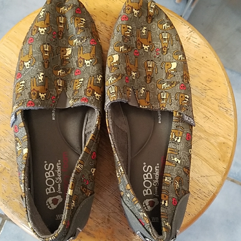 Ladies bobs skechers shoes with memory foam